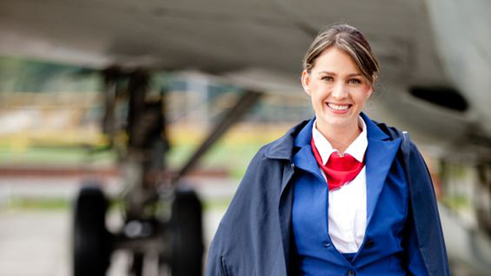 requisitos para ser azafata de vuelo